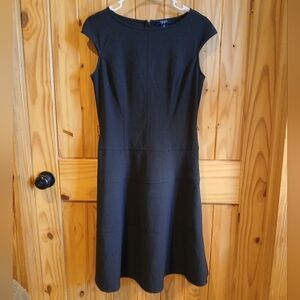 Chaps Black Sheath Dress with Flutter Cap Sleeves Size 6